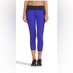 Michi Leggings with mesh on the side women size small LIKE NEW